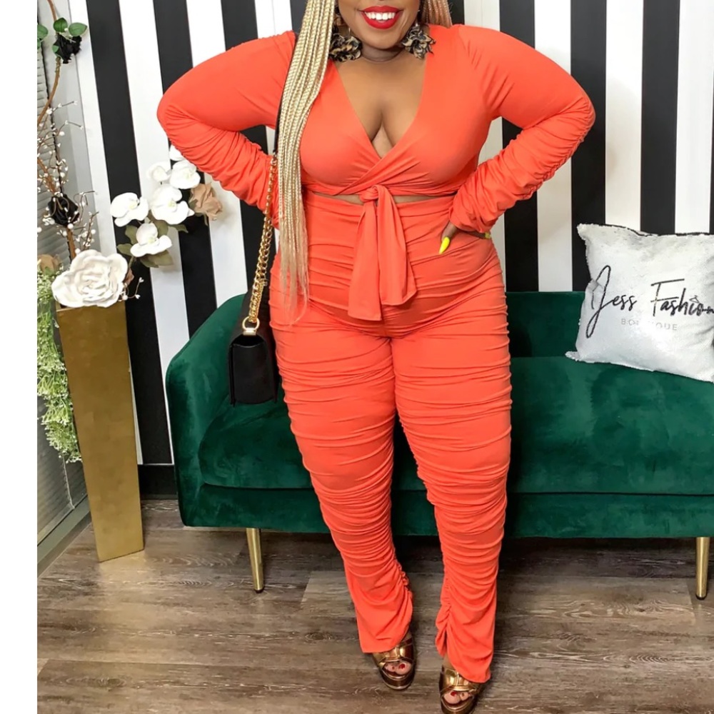 Crop Top Ruched Leggings Set